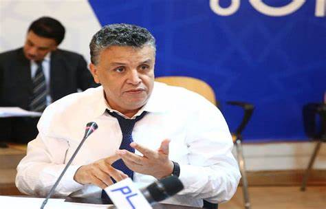 وزير العدل المغربي يفقد قواه العقلية ويشرّع لحماية المفسدين ولصوص المال العام